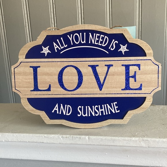NWT All You Need is LOVE And Sunshine- Nautical Wooden Medallion Decor Sign - Picture 16 of 17